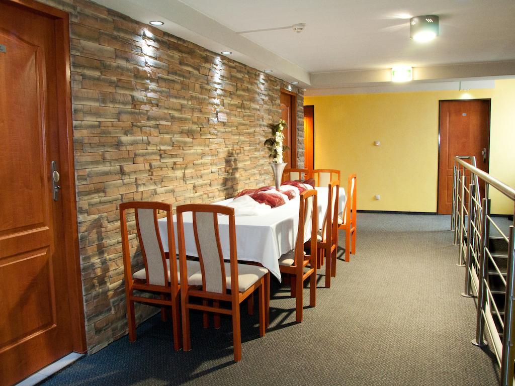 Hotel Zagiel Niewiesze Luaran gambar