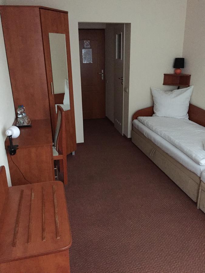 Hotel Zagiel Niewiesze Luaran gambar